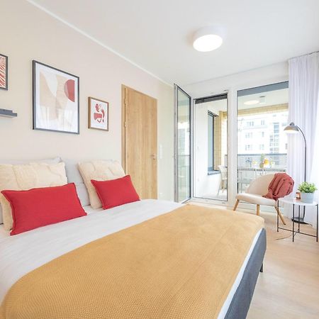 Апартаменты Bright 2Br - 4Th Floor, Balcony, Free Parking By Gravity Прага Экстерьер фото